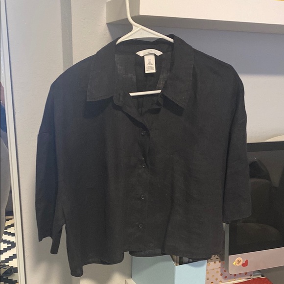 H&M Tops - H&M Black linen cropped Button-Up Shirt